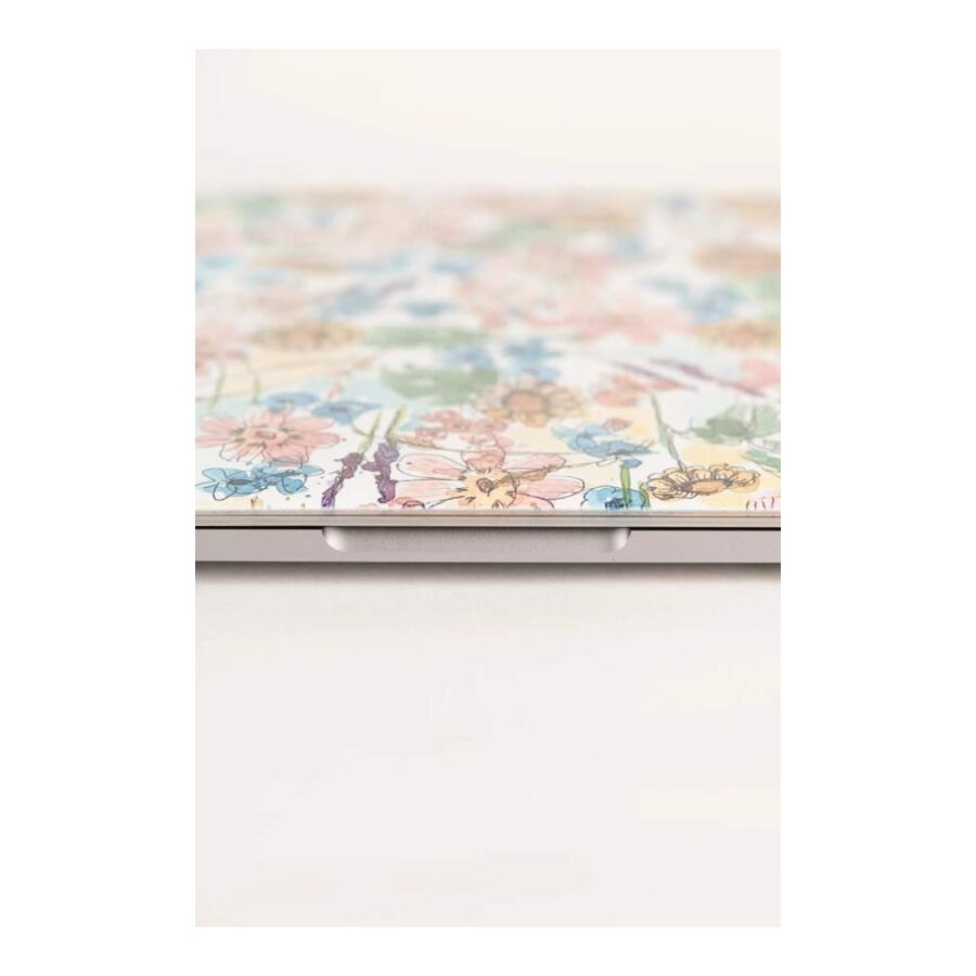 Carcasa Macbook Petite Mafalda