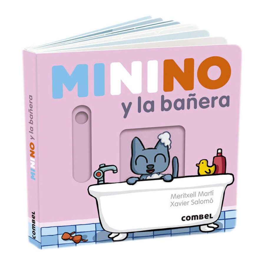 Minino Y La Bañera