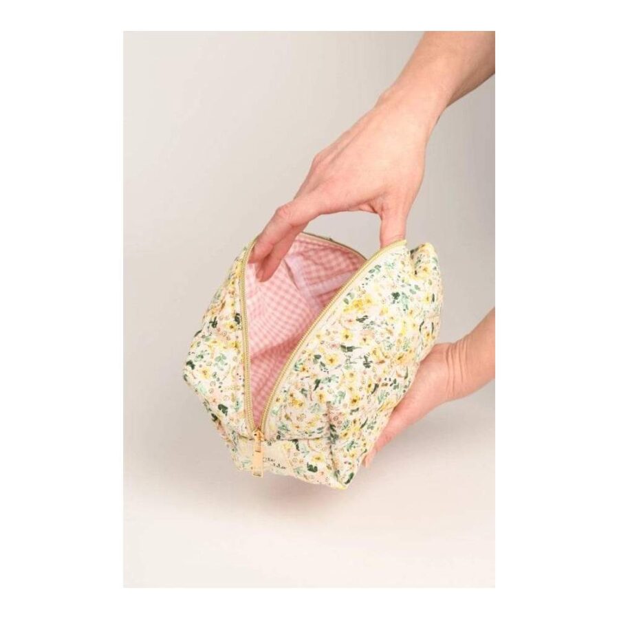 Neceser Acolchado Flores Petite Mafalda
