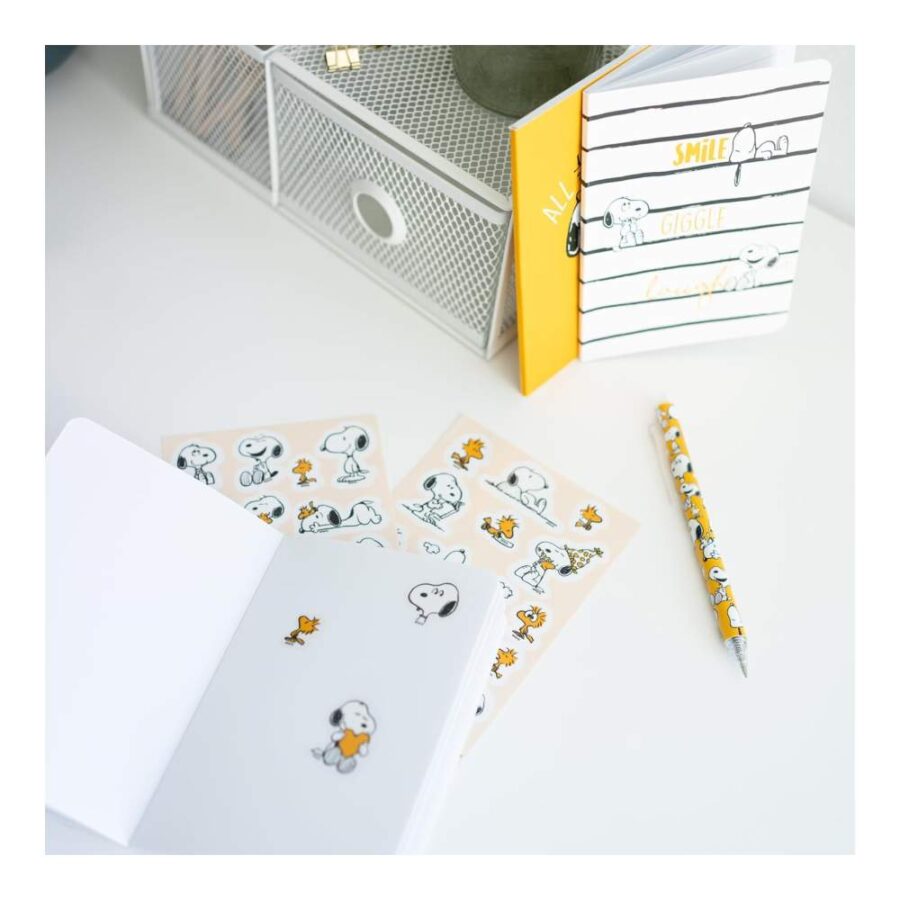 Set Papelería Snoopy